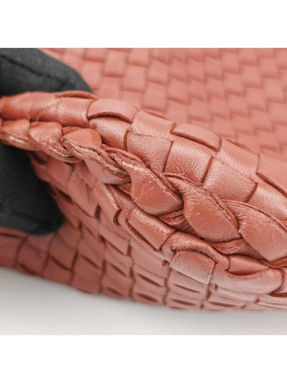 Bottega Veneta Intrecciato Red Lambskin Handbag - Picture 15 of 15